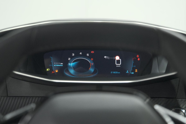 Peugeot 2008 PureTech 130 Allure | Camera | Adaptieve Cruise Control | Stoelverwarming | Apple Carplay