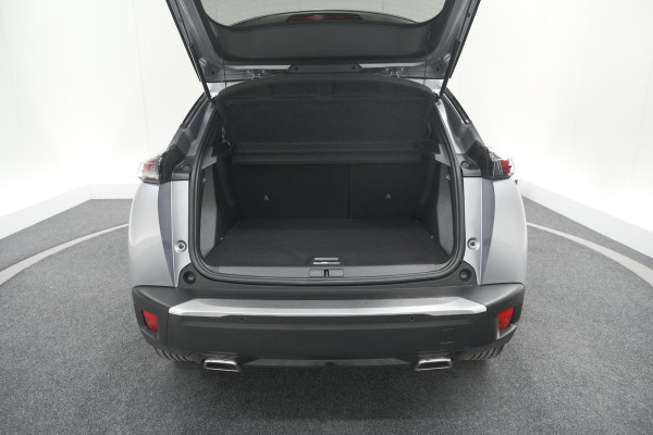 Peugeot 2008 PureTech 130 Allure | Camera | Adaptieve Cruise Control | Stoelverwarming | Apple Carplay
