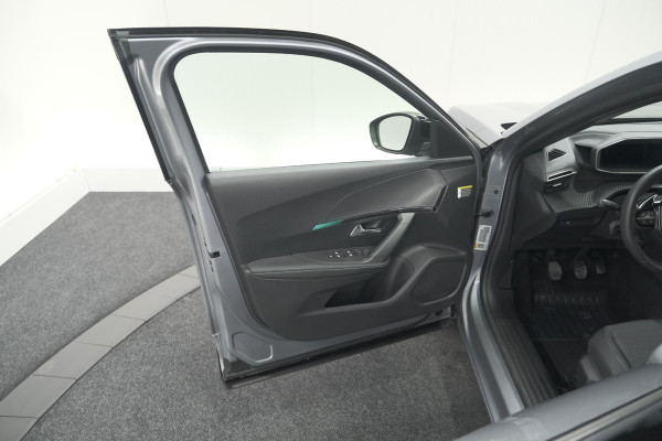 Peugeot 2008 PureTech 130 Allure | Camera | Adaptieve Cruise Control | Stoelverwarming | Apple Carplay