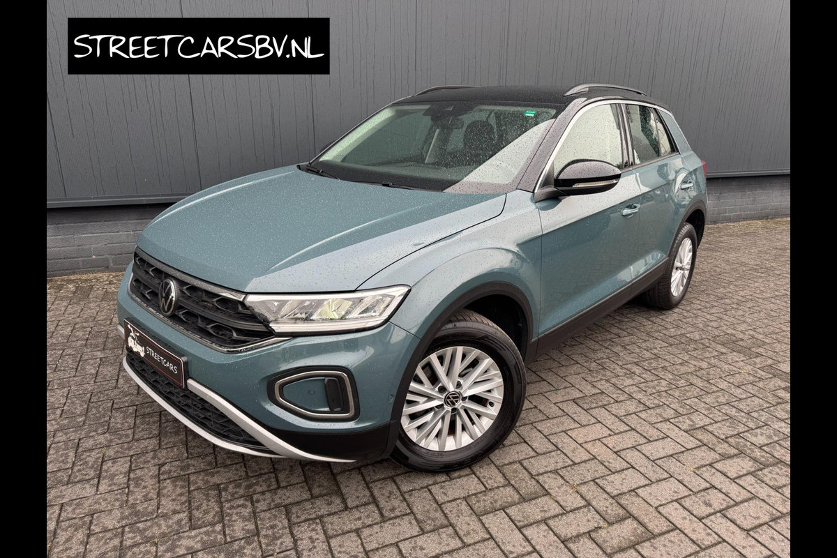 Volkswagen T-Roc 1.5 TSI DSG 150Pk /1e eigenaar /ACC /Carplay Volkswagen T-Roc 1.5 TSI DSG 150Pk /1e eigenaar /ACC /Carplay