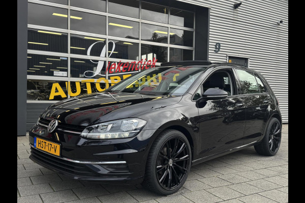 Volkswagen Golf 1.0 TSI Business Edition - Panorama dak I Navigatie I Airco I LED I PDC I "19"Sport velgen I Dealer onderhouden Volkswagen Golf 1.0 TSI Business Edition - Panorama dak I Navigatie I Airco I LED I PDC I "19"Sport velgen I Dealer onderhouden