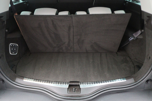 Renault Espace 1.8 TCe Limousin 7p. Verwarmde Voorruit, Camera, Apple Carplay, Cruise, LED, DAB, PDC, 19''