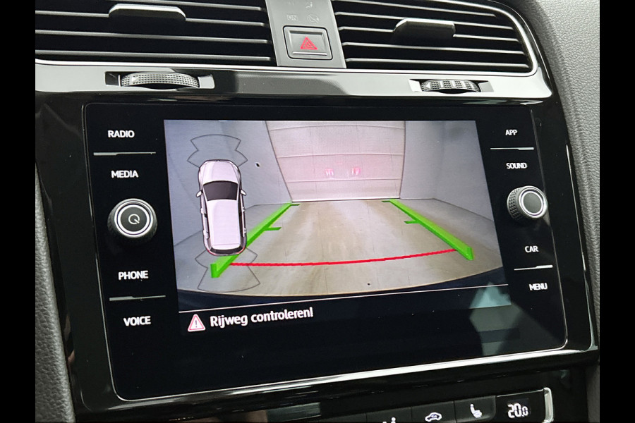 Volkswagen Golf 1.5 TSI Highline Business R (Goed OnderH, Camera, Carplay, PDC V+A, StoelV, Navi, Etc)