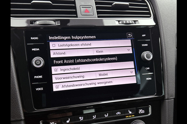 Volkswagen Golf 1.5 TSI Highline Business R (Goed OnderH, Camera, Carplay, PDC V+A, StoelV, Navi, Etc)