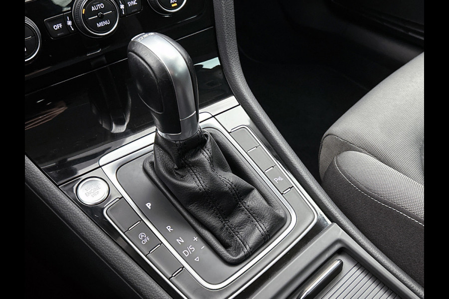 Volkswagen Golf 1.5 TSI Highline Business R (Goed OnderH, Camera, Carplay, PDC V+A, StoelV, Navi, Etc)