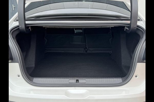 Citroën C4 X 1.2 PT 130 EAT8 Shine | Stoelverwarming | Verwarmde voorruit | Prijs is rijklaar
