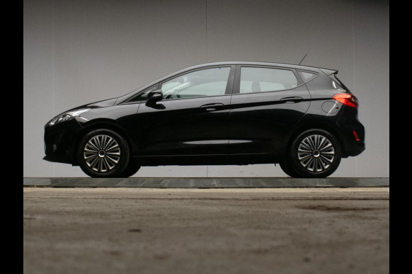 Ford Fiesta 1.1 Sport (APPLE CARPLY,NAVI,CRUISE,CLIMATE,DAB,LED,ELEKTRISCH PAKKET,SPORTSTOELEN,NETTE STAAT)