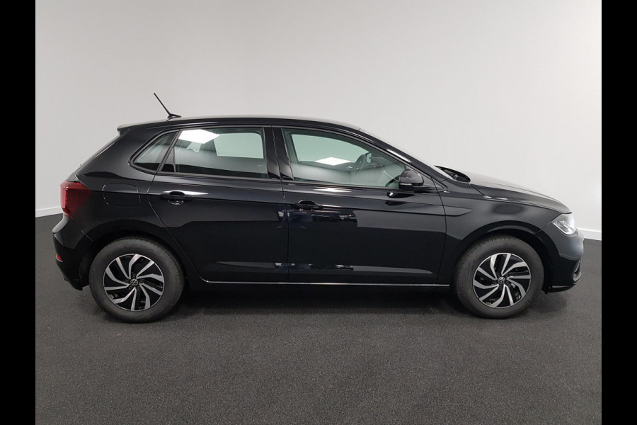Volkswagen Polo 1.0 TSI Life | Navigatie | Digitale Cockpit | Airco | Parkeer sensoren V+A | LED | Lichtmetalen Velgen