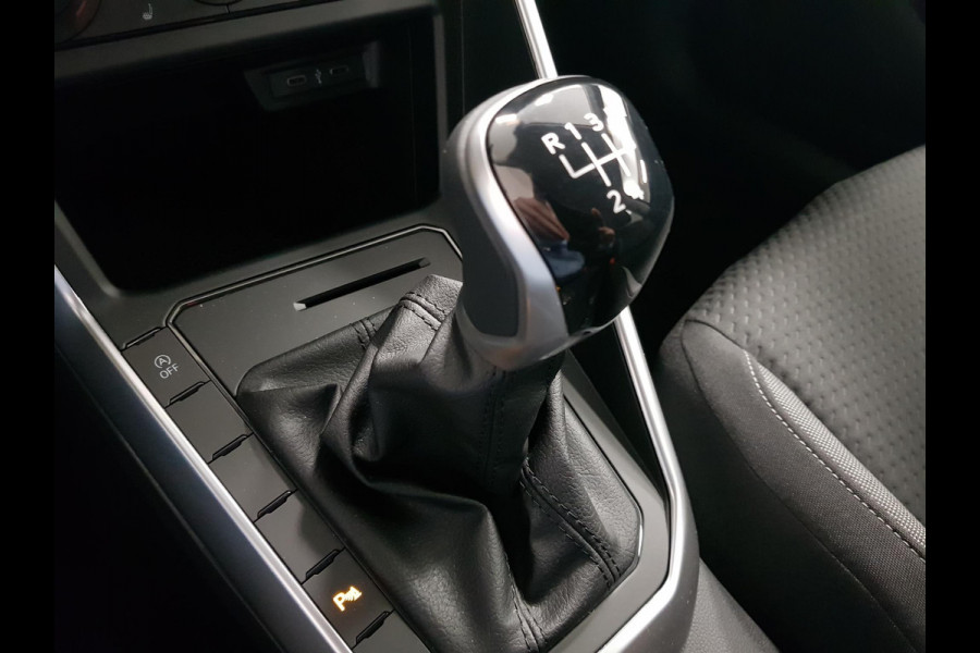 Volkswagen Polo 1.0 TSI Life | Navigatie | Digitale Cockpit | Airco | Parkeer sensoren V+A | LED | Lichtmetalen Velgen
