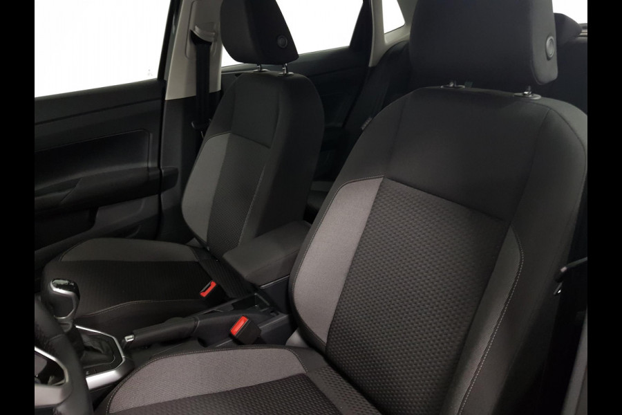 Volkswagen Polo 1.0 TSI Life | Navigatie | Digitale Cockpit | Airco | Parkeer sensoren V+A | LED | Lichtmetalen Velgen