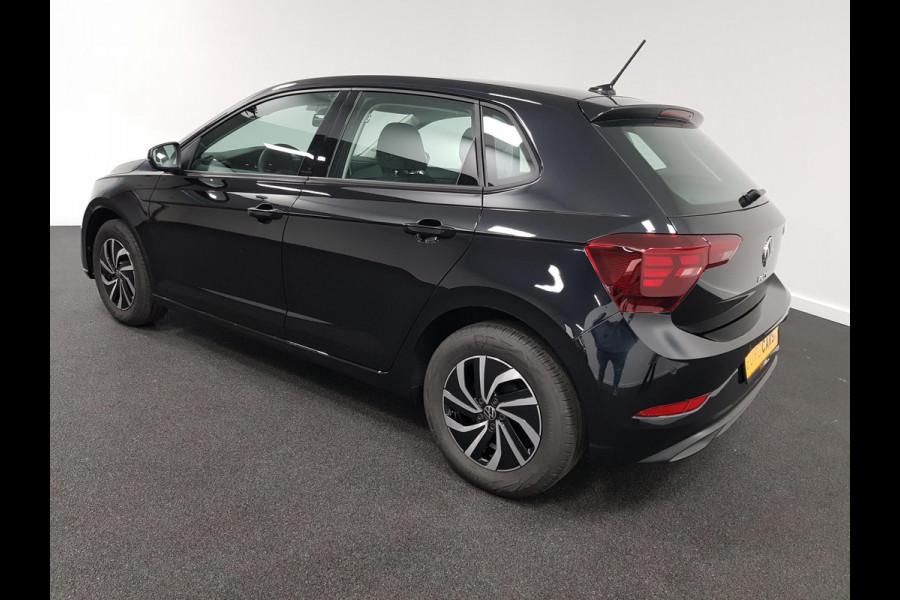 Volkswagen Polo 1.0 TSI Life | Navigatie | Digitale Cockpit | Airco | Parkeer sensoren V+A | LED | Lichtmetalen Velgen