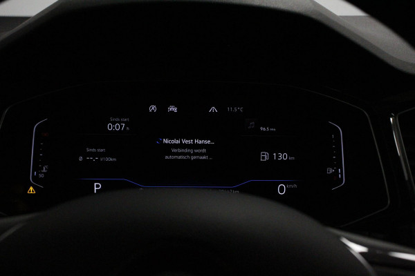 Volkswagen T-Roc 1.5 TSI 150pk DSG Sport Team Navigatie Apple Carplay/Android Auto Camera Electrische achterklep Climate Control Led Lichtmetalen Velgen