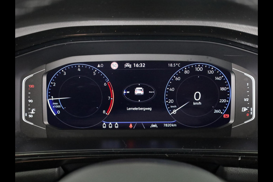 Volkswagen T-Roc 1.0 TSI Style 115 PK | Verlengde garantie | Black Style | Trekhaak afneembaar | Navigatie |