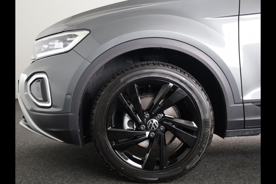 Volkswagen T-Roc 1.0 TSI Style 115 PK | Verlengde garantie | Black Style | Trekhaak afneembaar | Navigatie |