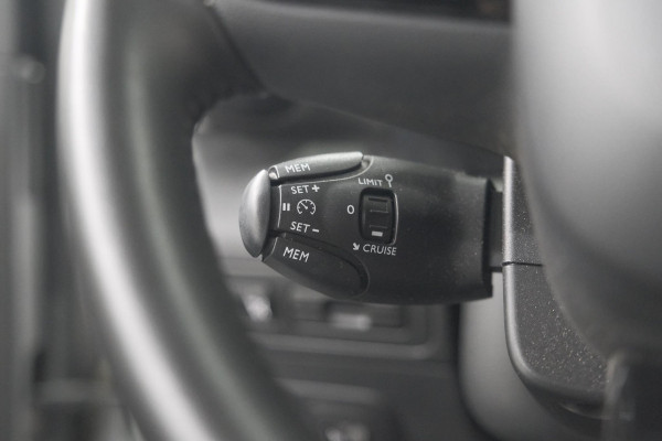 Citroën C3 Aircross PureTech 110 EAT6 Feel | Trekhaak | Stoelverwarming | Parkeersensoren