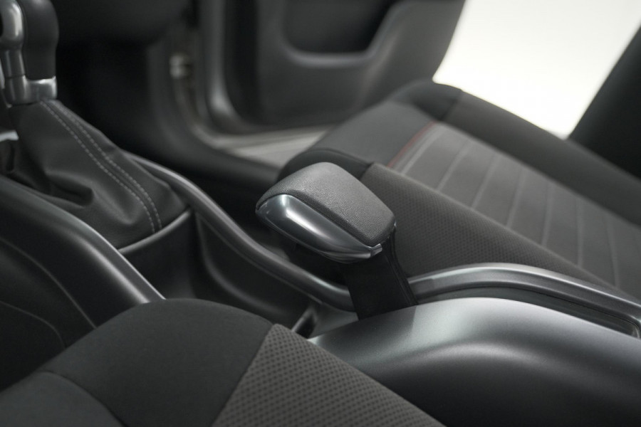 Citroën C3 Aircross PureTech 110 EAT6 Feel | Trekhaak | Stoelverwarming | Parkeersensoren