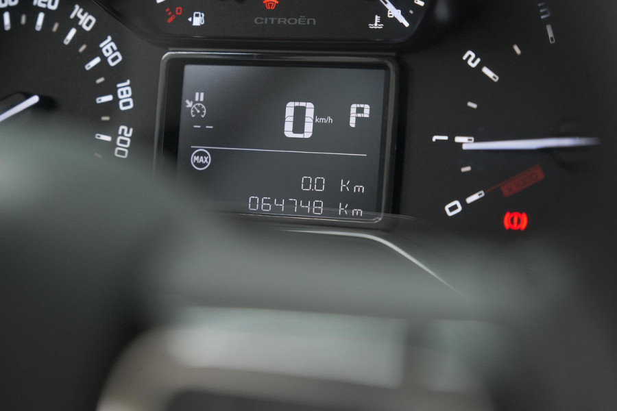 Citroën C3 Aircross PureTech 110 EAT6 Feel | Trekhaak | Stoelverwarming | Parkeersensoren