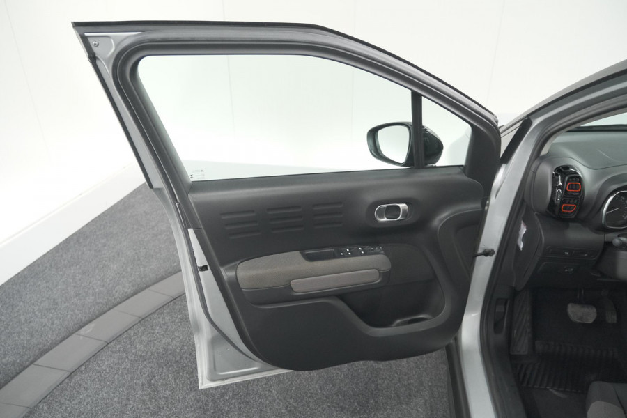 Citroën C3 Aircross PureTech 110 EAT6 Feel | Trekhaak | Stoelverwarming | Parkeersensoren