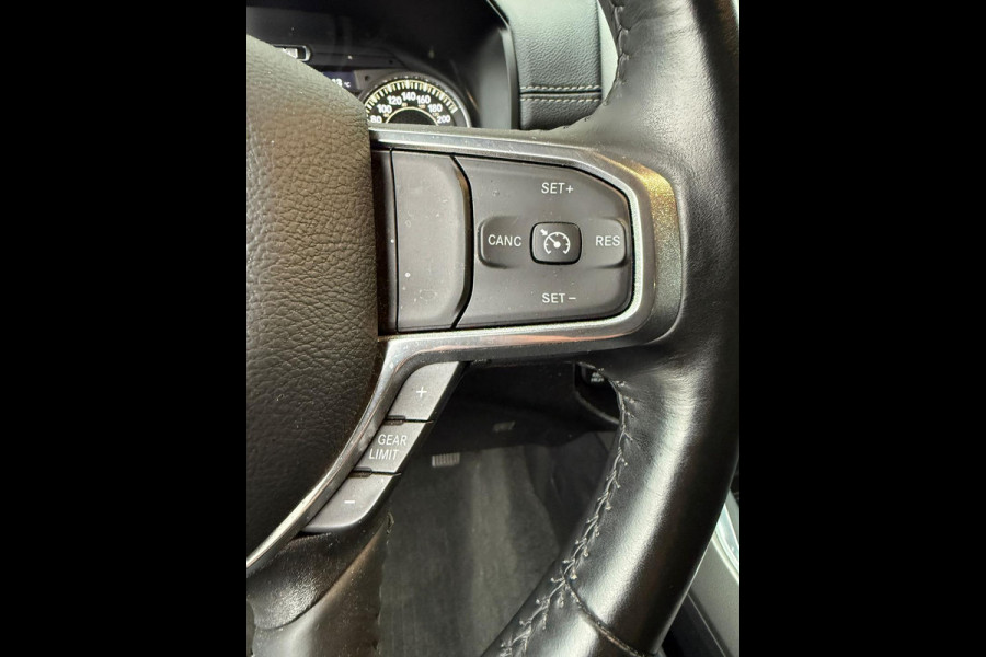 Dodge Ram 1500 5.7 V8 4x4 Crew Cab Laramie SPORT