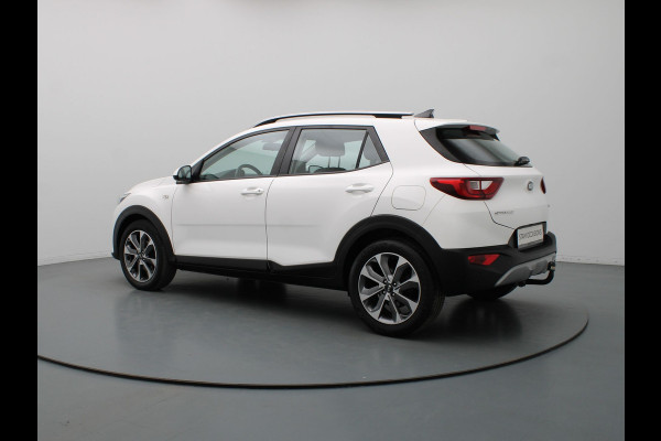 Kia Stonic 100pk T-GDi DynamicLine Camera | Cruise | Navi | Parkeersens. achter | Trekhaak