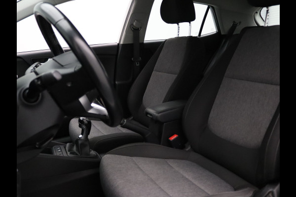 Kia Stonic 100pk T-GDi DynamicLine Camera | Cruise | Navi | Parkeersens. achter | Trekhaak