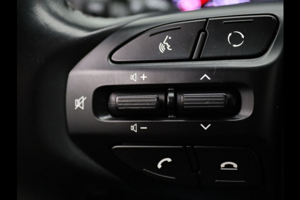 Kia Stonic 100pk T-GDi DynamicLine Camera | Cruise | Navi | Parkeersens. achter | Trekhaak