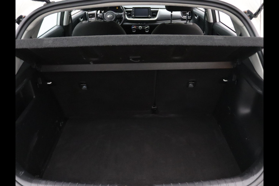Kia Stonic 100pk T-GDi DynamicLine Camera | Cruise | Navi | Parkeersens. achter | Trekhaak