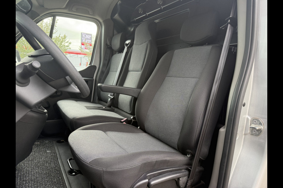 Renault Master T35 2.3 dCi L2H2 Energy | Trekhaak | Camera | Airco | PDC