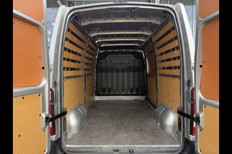 Renault Master T35 2.3 dCi L2H2 Energy | Trekhaak | Camera | Airco | PDC
