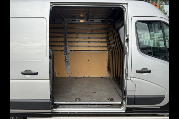 Renault Master T35 2.3 dCi L2H2 Energy | Trekhaak | Camera | Airco | PDC