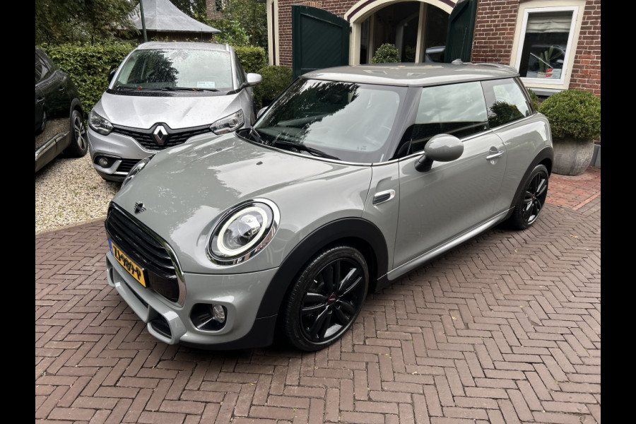 MINI Mini 1.5 Cooper JCW Pack, Navi, Carplay, Sportstoelen, NL-auto