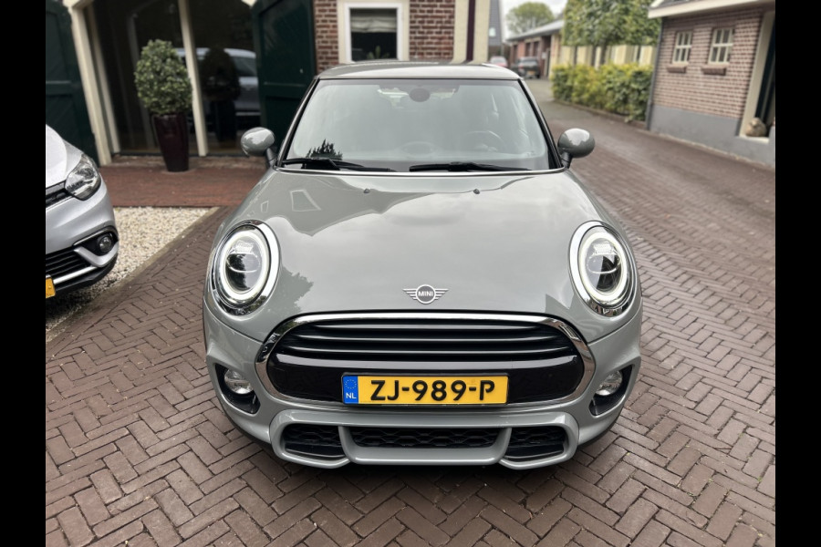 MINI Mini 1.5 Cooper JCW Pack, Navi, Carplay, Sportstoelen, NL-auto