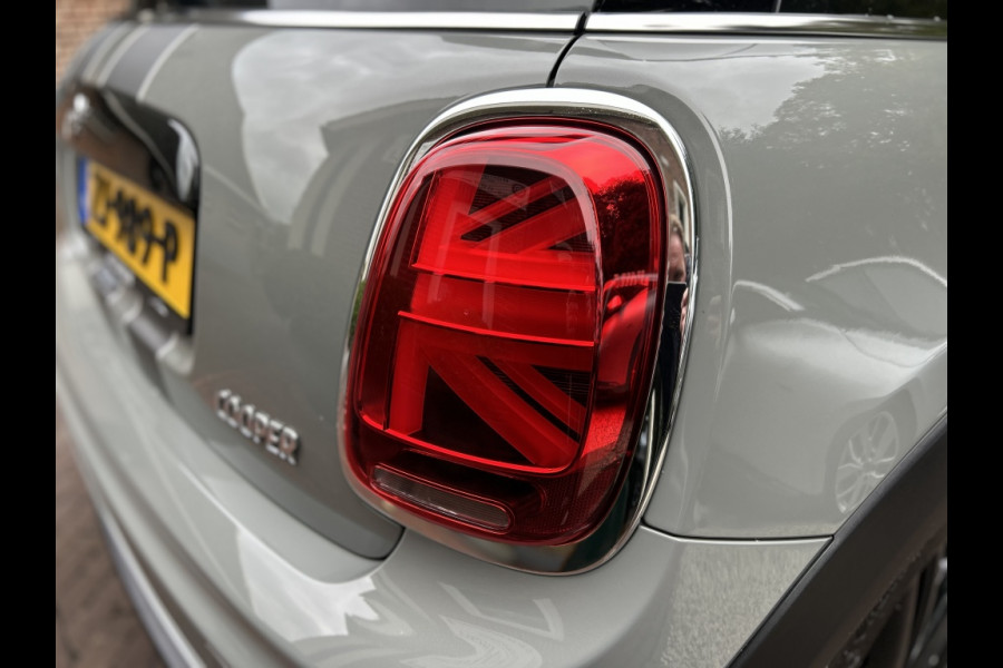 MINI Mini 1.5 Cooper JCW Pack, Navi, Carplay, Sportstoelen, NL-auto