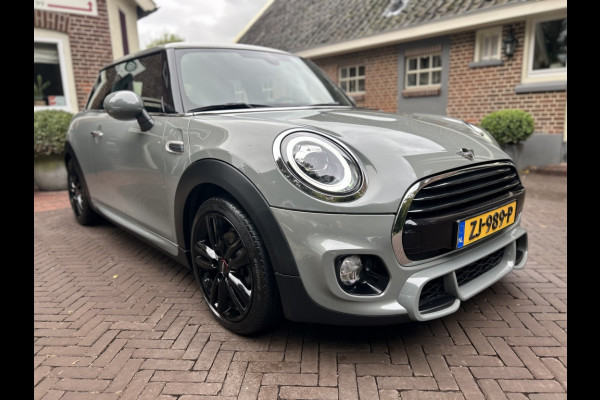MINI Mini 1.5 Cooper JCW Pack, Navi, Carplay, Sportstoelen, NL-auto