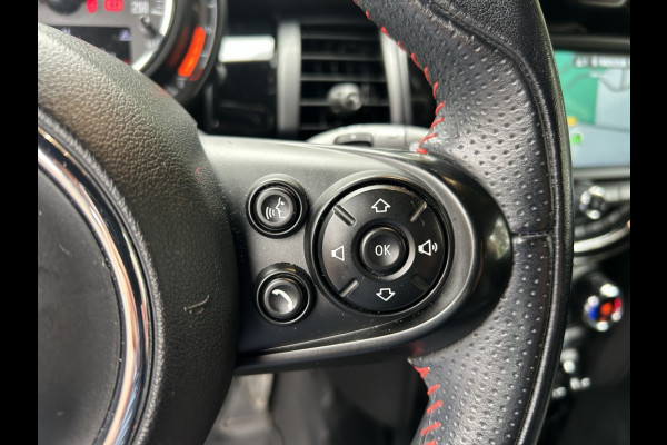 MINI Mini 1.5 Cooper JCW Pack, Navi, Carplay, Sportstoelen, NL-auto