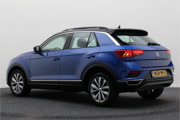Volkswagen T-Roc 1.5 TSI Style Business Panoramadak, Stoel/Stuurverwarming, Camera, ACC, Apple Carplay, 17'' Volkswagen T-Roc 1.5 TSI Style Business Panoramadak, Stoel/Stuurverwarming, Camera, ACC, Apple Carplay, 17''