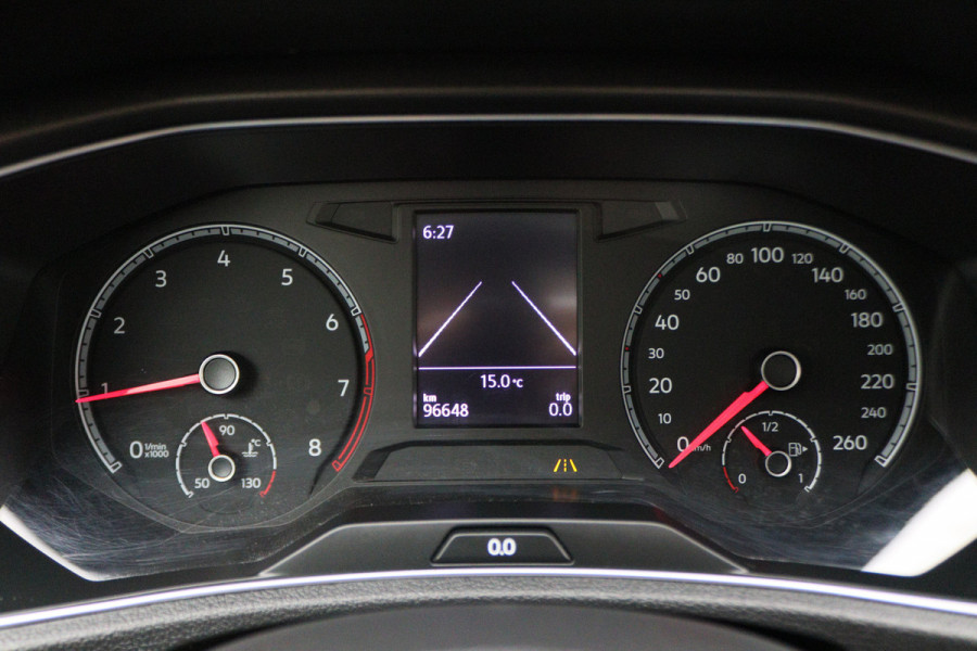 Volkswagen T-Roc 1.5 TSI Style Business Panoramadak, Stoel/Stuurverwarming, Camera, ACC, Apple Carplay, 17'' Volkswagen T-Roc 1.5 TSI Style Business Panoramadak, Stoel/Stuurverwarming, Camera, ACC, Apple Carplay, 17''