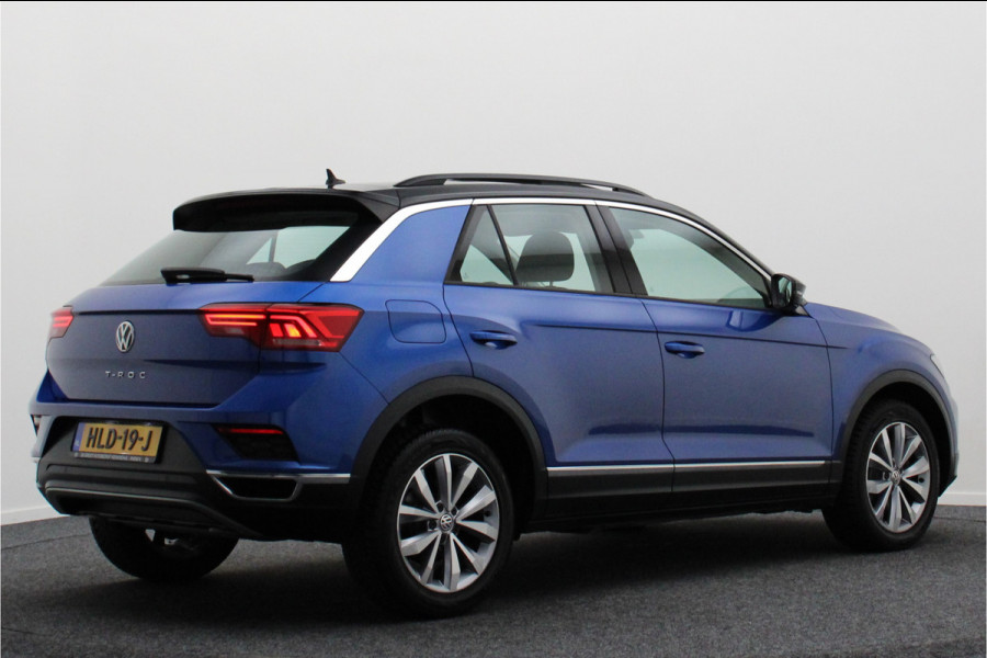 Volkswagen T-Roc 1.5 TSI Style Business Panoramadak, Stoel/Stuurverwarming, Camera, ACC, Apple Carplay, 17'' Volkswagen T-Roc 1.5 TSI Style Business Panoramadak, Stoel/Stuurverwarming, Camera, ACC, Apple Carplay, 17''