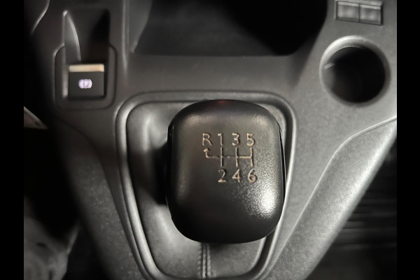 Toyota PROACE CITY L2H1 1.5 D-4D 130PK euro6 Live Long, Airco, Trekhaak 1200KG, Navigatie, Grijs Metallic, RIJKLAARPRIJS!