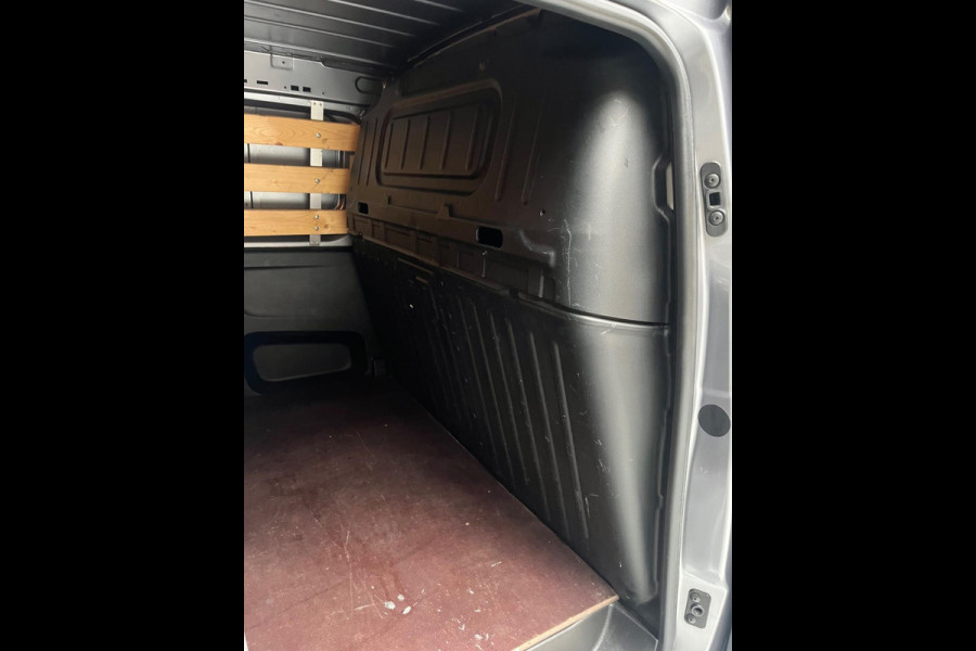 Toyota PROACE CITY L2H1 1.5 D-4D 130PK euro6 Live Long, Airco, Trekhaak 1200KG, Navigatie, Grijs Metallic, RIJKLAARPRIJS!