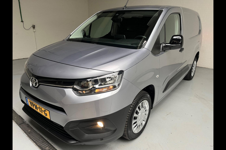 Toyota PROACE CITY L2H1 1.5 D-4D 130PK euro6 Live Long, Airco, Trekhaak 1200KG, Navigatie, Grijs Metallic, RIJKLAARPRIJS!
