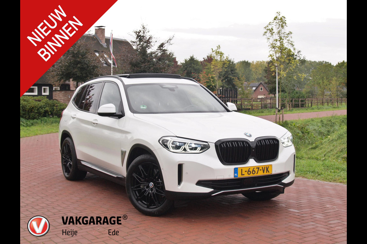 BMW iX3 High Executive 80 kWh | Harman Kardon | Camera | Apple Carplay | Head-up display | Panoramadak | BMW iX3 High Executive 80 kWh | Harman Kardon | Camera | Apple Carplay | Head-up display | Panoramadak |