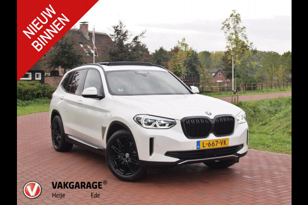 BMW iX3 High Executive 80 kWh | Harman Kardon | Camera | Apple Carplay | Head-up display | Panoramadak |