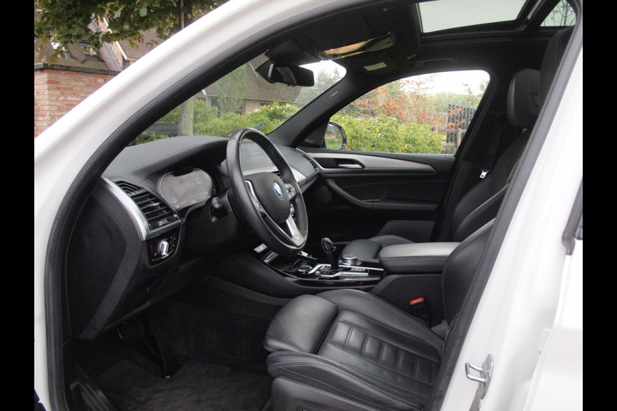 BMW iX3 High Executive 80 kWh | Harman Kardon | Camera | Apple Carplay | Head-up display | Panoramadak |