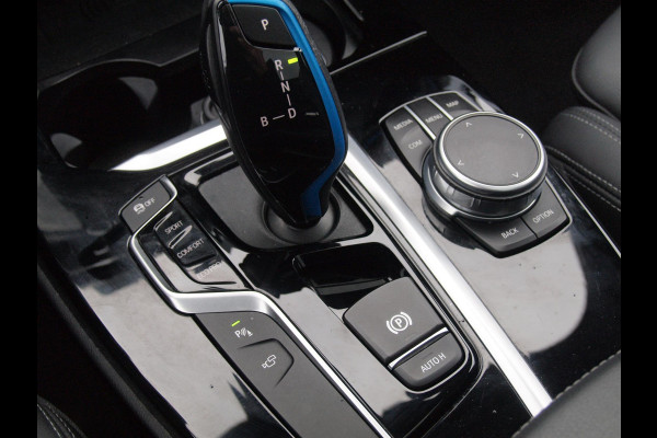 BMW iX3 High Executive 80 kWh | Harman Kardon | Camera | Apple Carplay | Head-up display | Panoramadak |