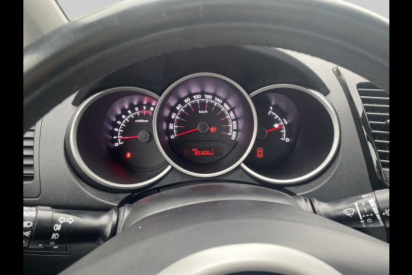 Kia Venga 1.4 CVVT Edition | Hoge Instap | Trekhaak | Navigatie