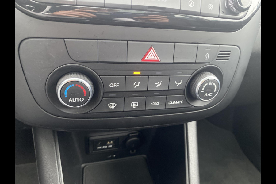 Kia Venga 1.4 CVVT Edition | Hoge Instap | Trekhaak | Navigatie