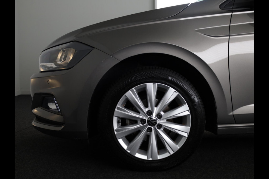 Volkswagen Polo 1.0 TSI Comfortline 95 pk | Navigatie | Parkeersensoren | Adaptieve cruise control | Apple Carplay/Android Auto | Voll. digitaal instrumentenpaneel |