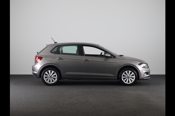 Volkswagen Polo 1.0 TSI Comfortline 95 pk | Navigatie | Parkeersensoren | Adaptieve cruise control | Apple Carplay/Android Auto | Voll. digitaal instrumentenpaneel |