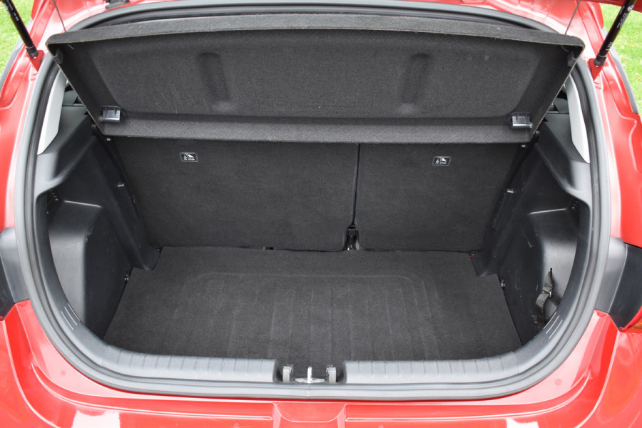Hyundai i20 1.2 MPI i-Motion Airco stuur/stoel verwarming